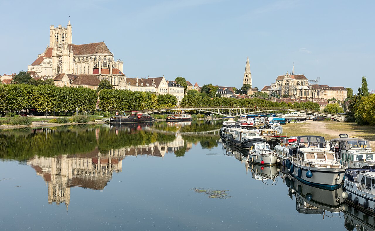 Auxerre (89000), Yonne, la boucherie Le Bœuf Tricolore d'Auxerre
